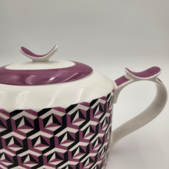 Jameson & Tailor 6-Cup Porcelain (Vegan) White/Lavender/Black Tea Pot w/Lid Box - Picture 4 of 12